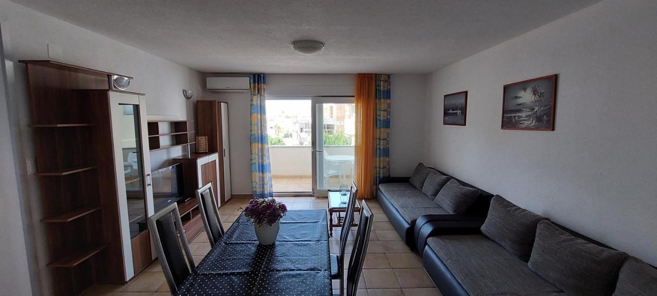 Apartments And Rooms Stipe Podstrana Extérieur photo